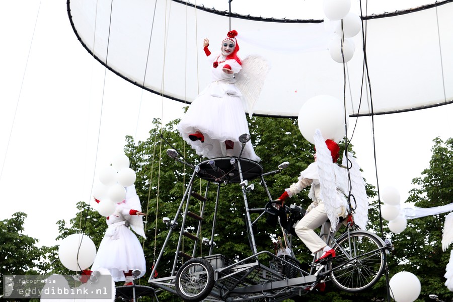 2012-07-06 Theater Tol - Fietsen in de Hemel (Deventer Op Stelten) 006